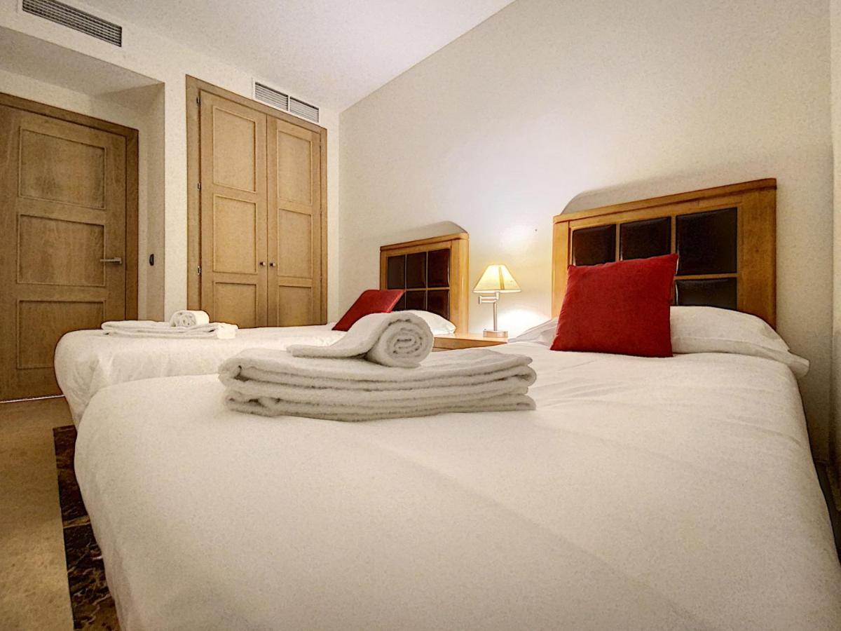 Lovely Apartment With Pool & Sea Views - Marina Del Castillo 2129 Manilva Luaran gambar